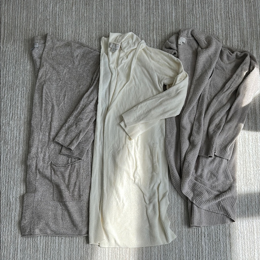 Barefoot Dreams Sweaters (Small) like new!